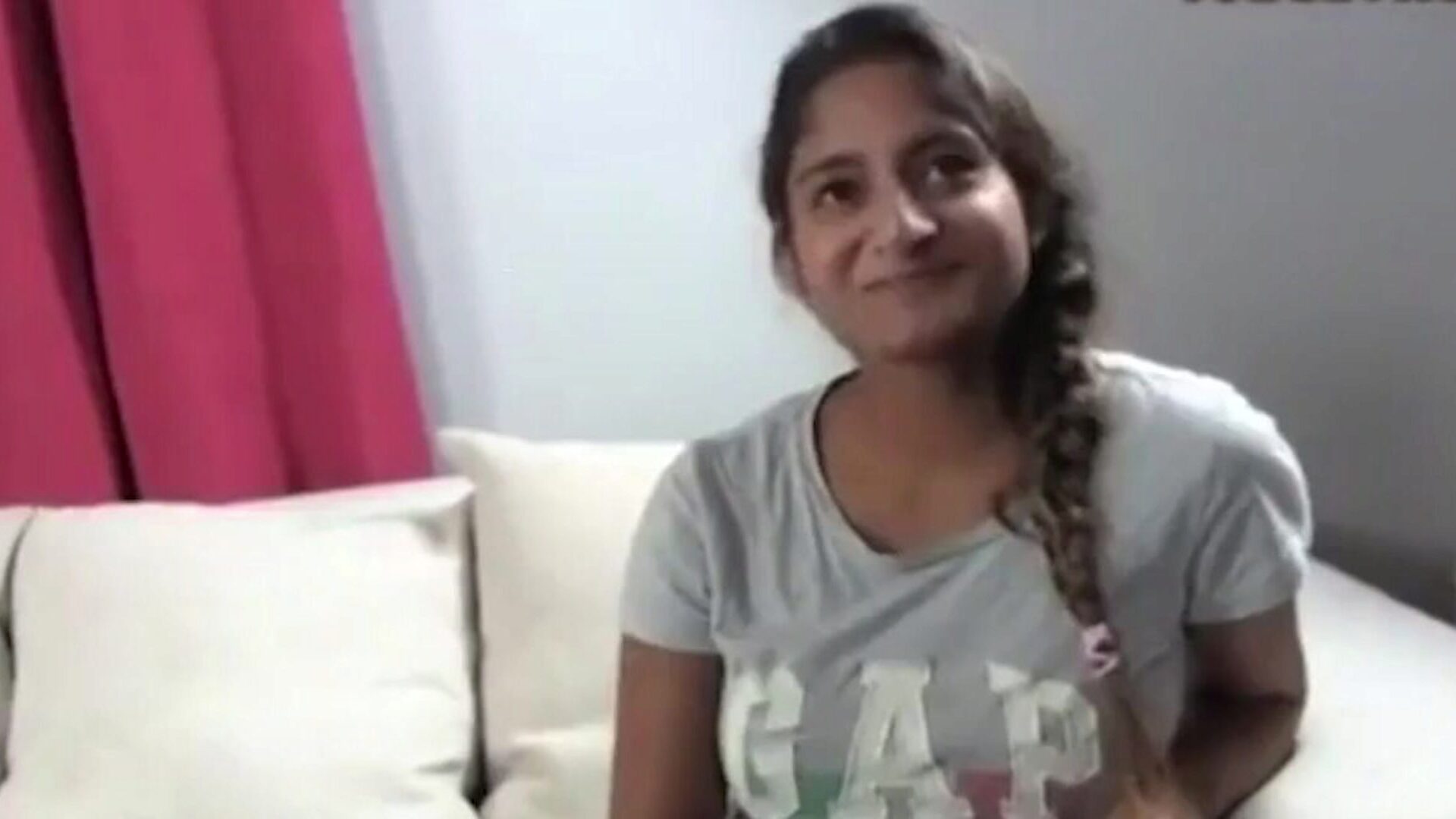 indiase desi meisje neukt met amerikaanse vriend indiase hawt Hot collage gal gevuld