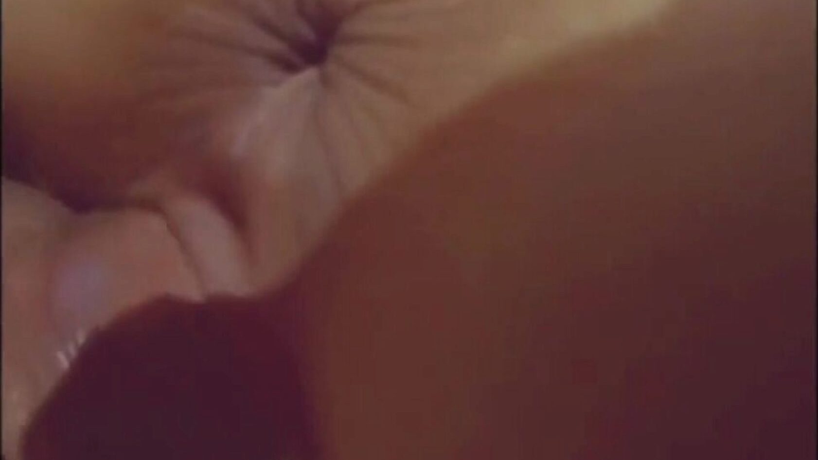 野性强壮的公鸡在她的阴户里面-打开洞！ instagram-skinnyhotboygr