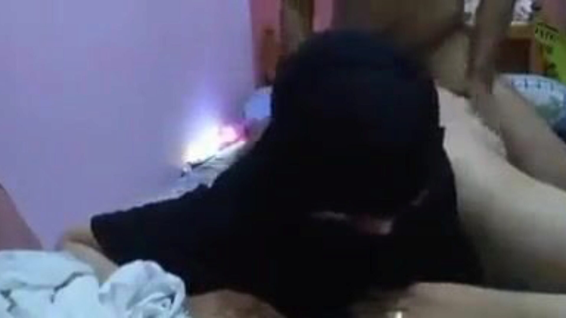 niqabi muslima ile hindu çocuk eşek lanet