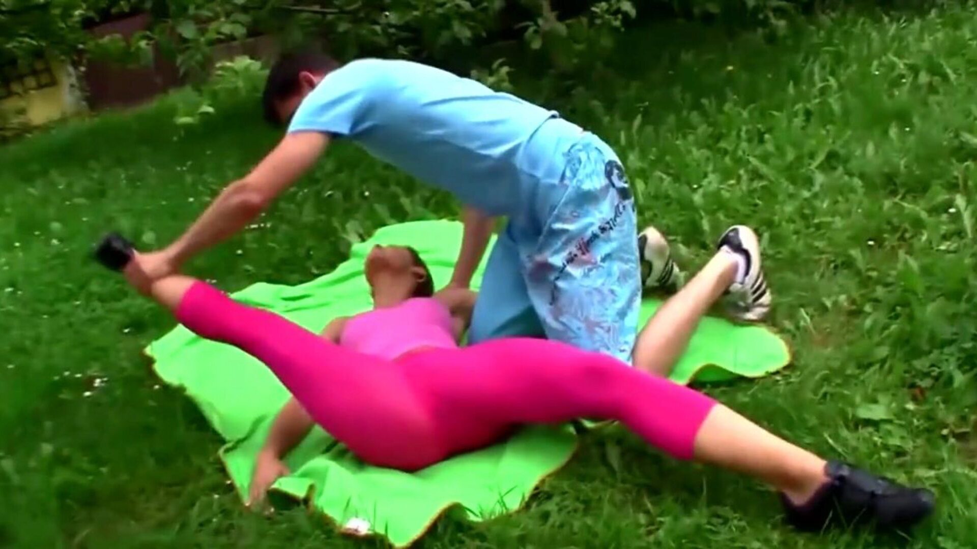 outdoor fuck-a-thon gymnastic with sis