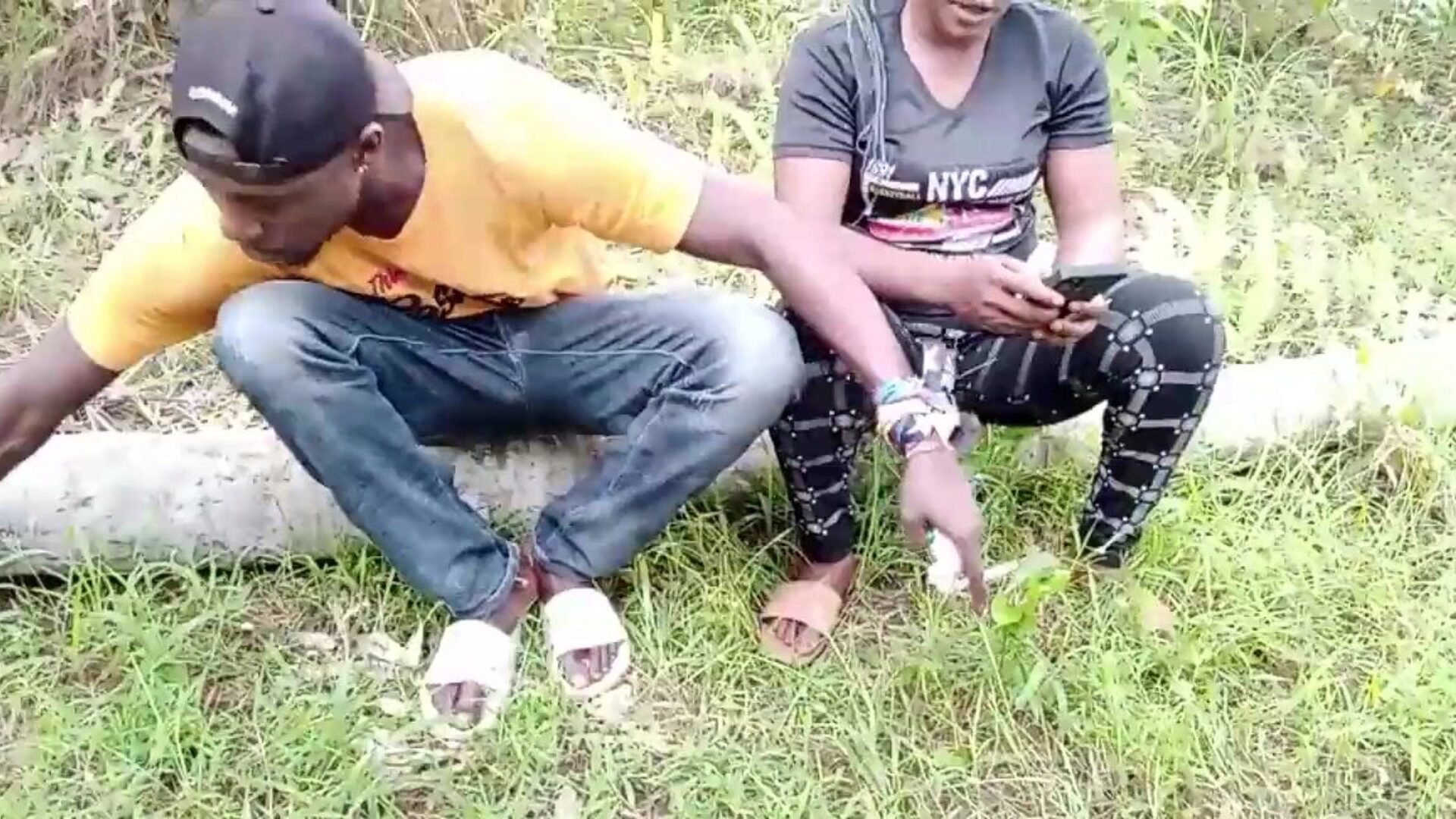 Two Campus boyz went down the forest to have an outdoor joy they screwed during the time that villagers were passing