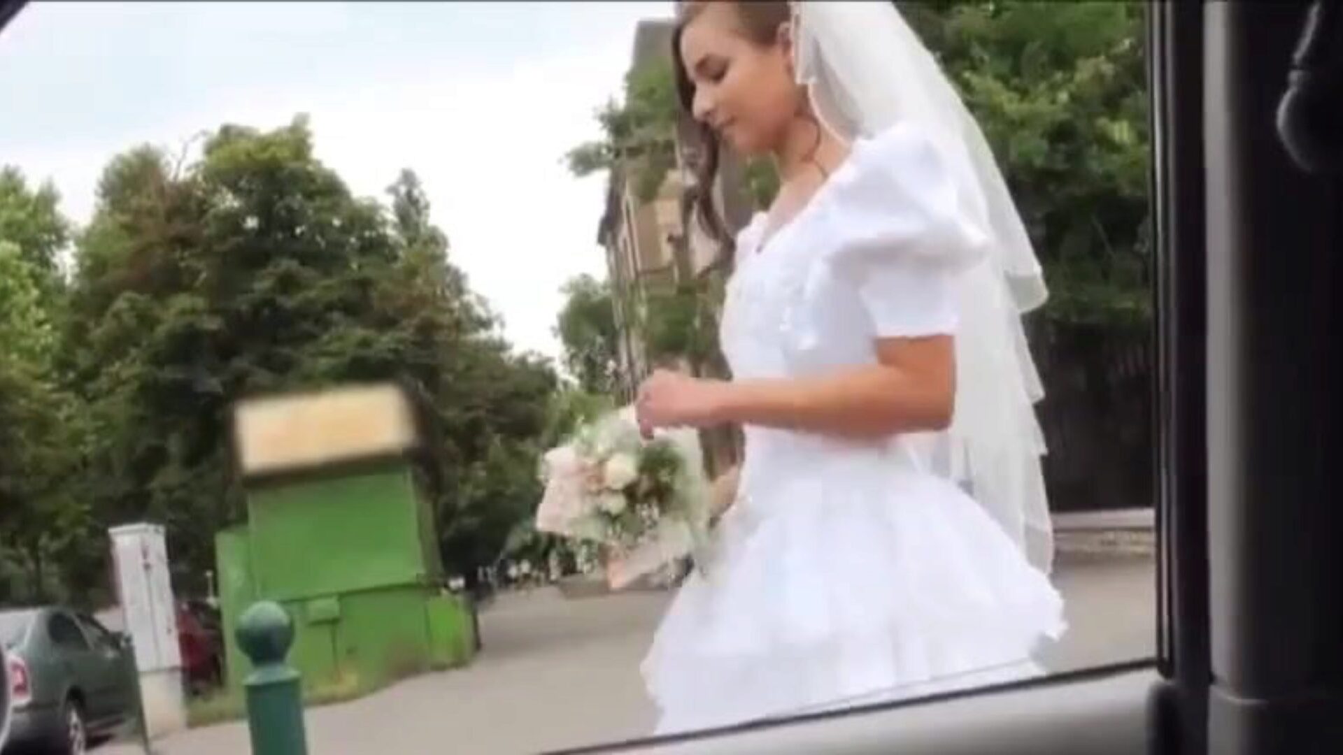 Supposed to be bride Amirah Adara ends up drilled in public Supposed to be bride Amirah Adara ends up getting banged by a favourable stranger in public. This Babe waited lengthy hours but her fiance did not arrive. This chap offered her a ride but they end up having bang-out