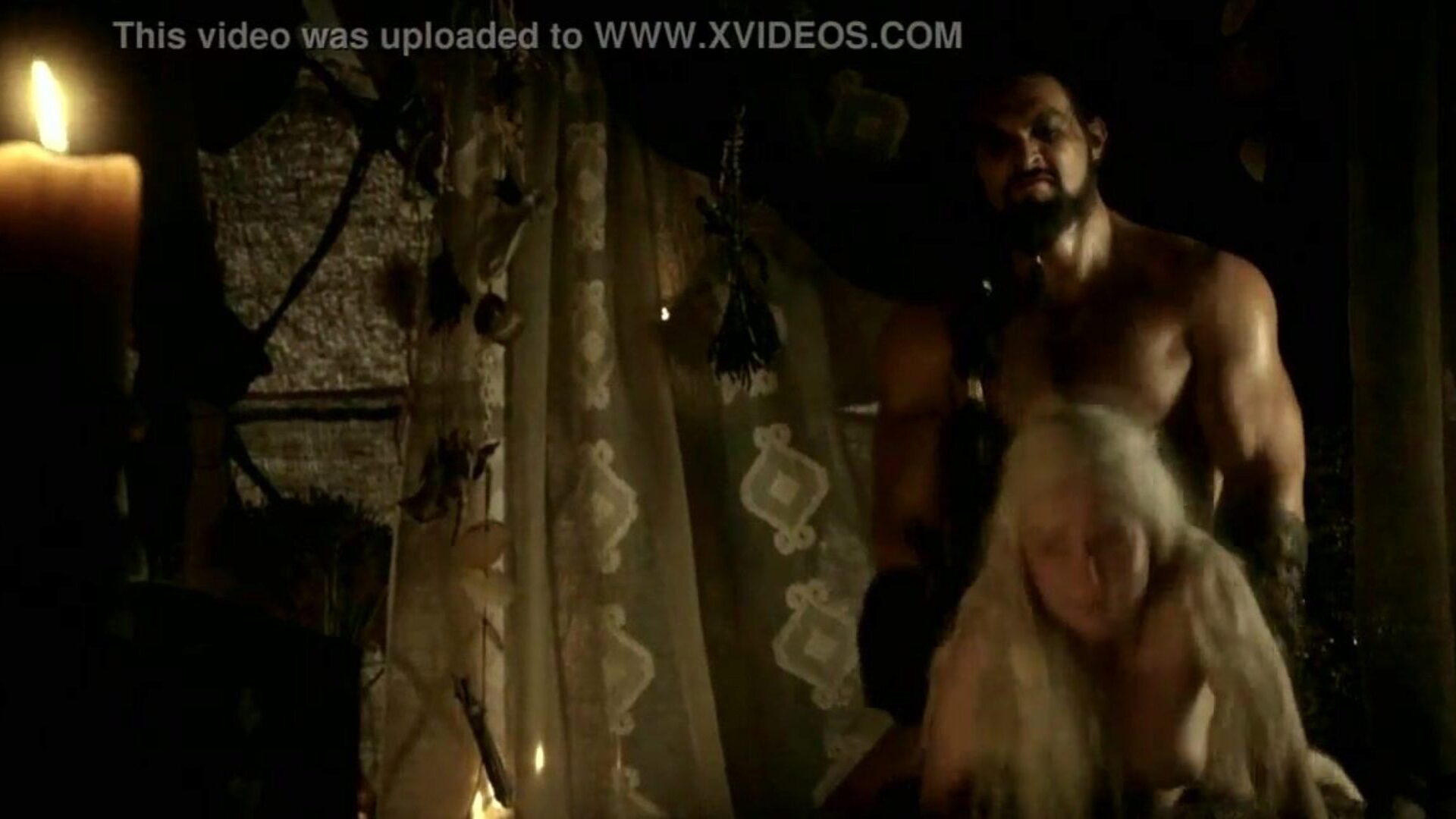 Emilia Clarke Game of Thrones - S01E02 2011 1080p