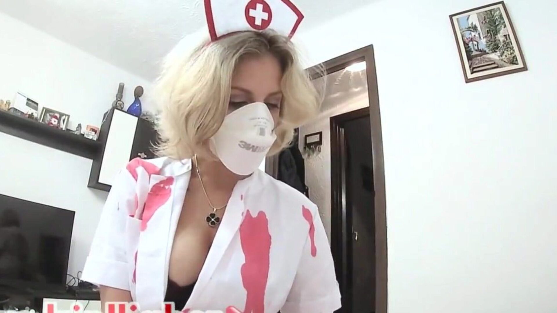 Jag knullade sjuksköterskan under karantän med creampie