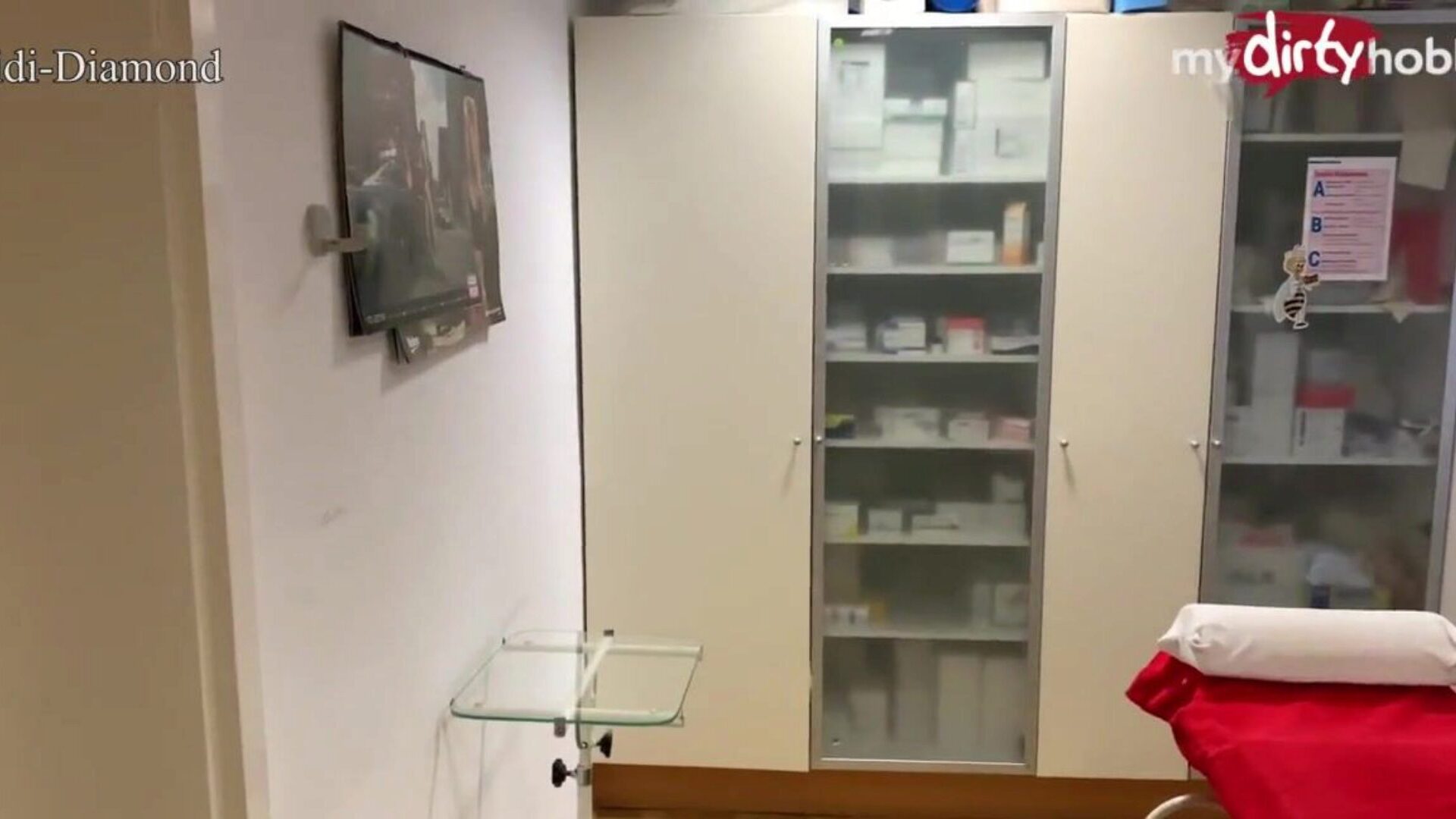 mydirtyhobby - doktor tijekom pregleda pregleda jebe prsastu plavokosu pacijenticu