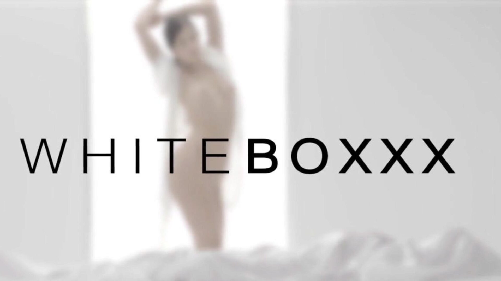 hvid boxxx - hotte teenagere apolonia lapiedra og zazie skymm deler deres kæreste