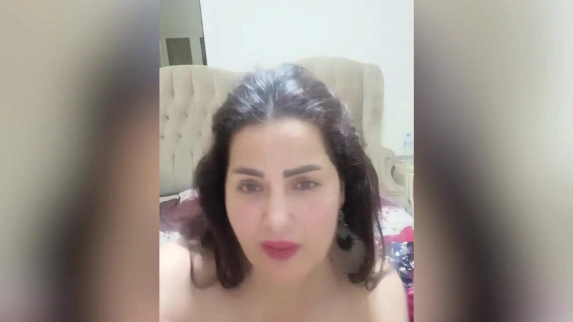 arabische egyptische actrice bult sama el masry sexy masrya naar egyptische arabische fucky-fucky door sama al-masry, die hawt asaaa is, toont haar grote billibongs en hawt grote a-hole masrya naar