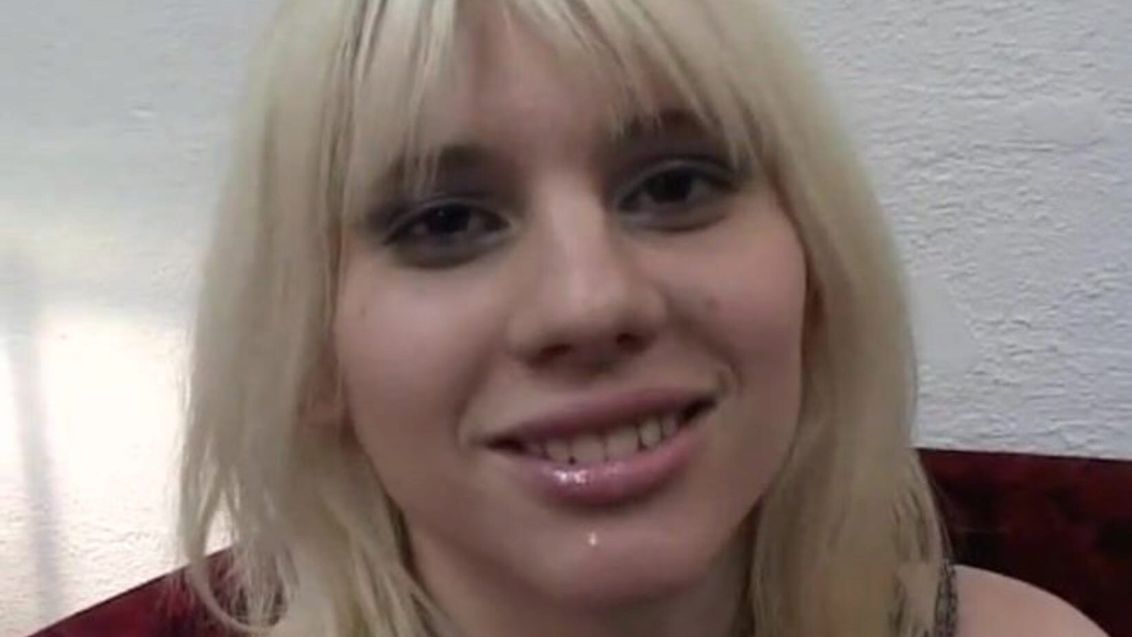 casting de liliane, mooie blonde qui veut faire du pornography